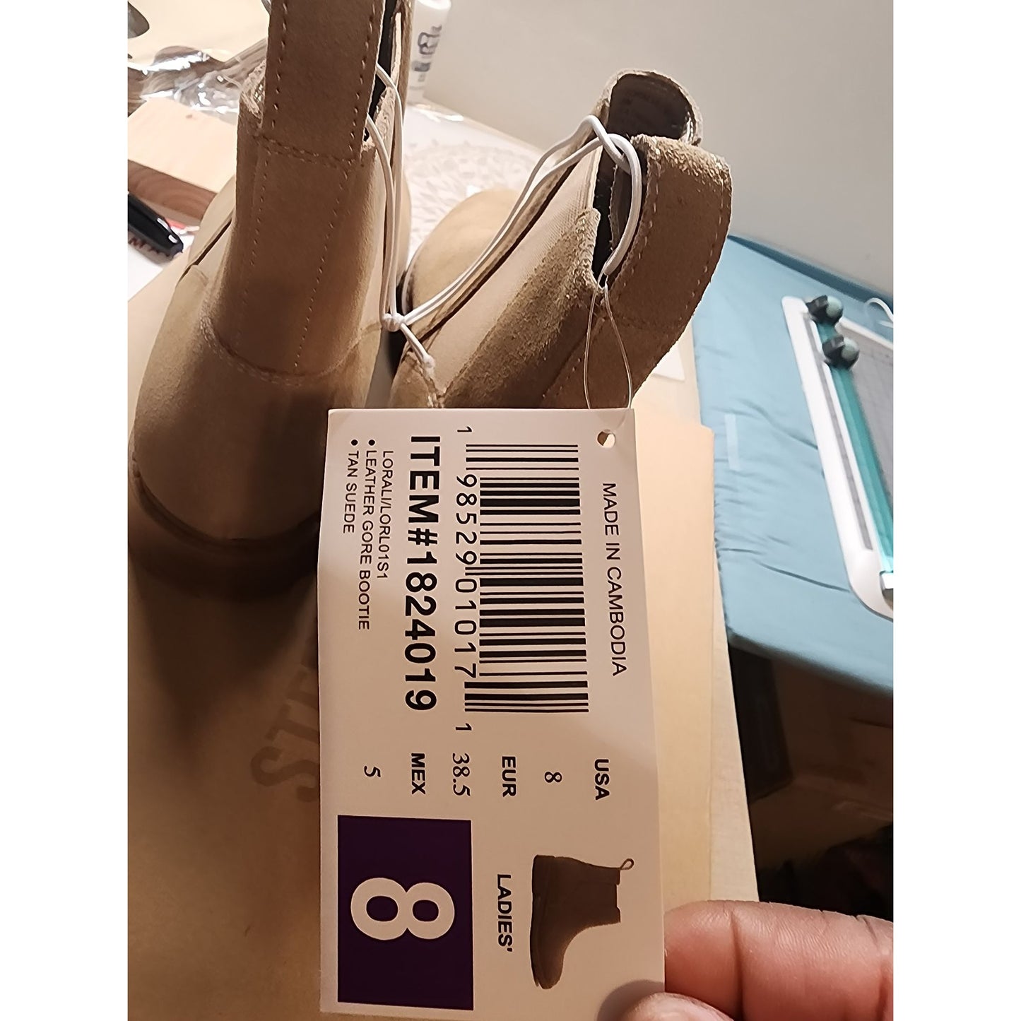 Steve Madden Women's Tan Suede Chelsea Bootie