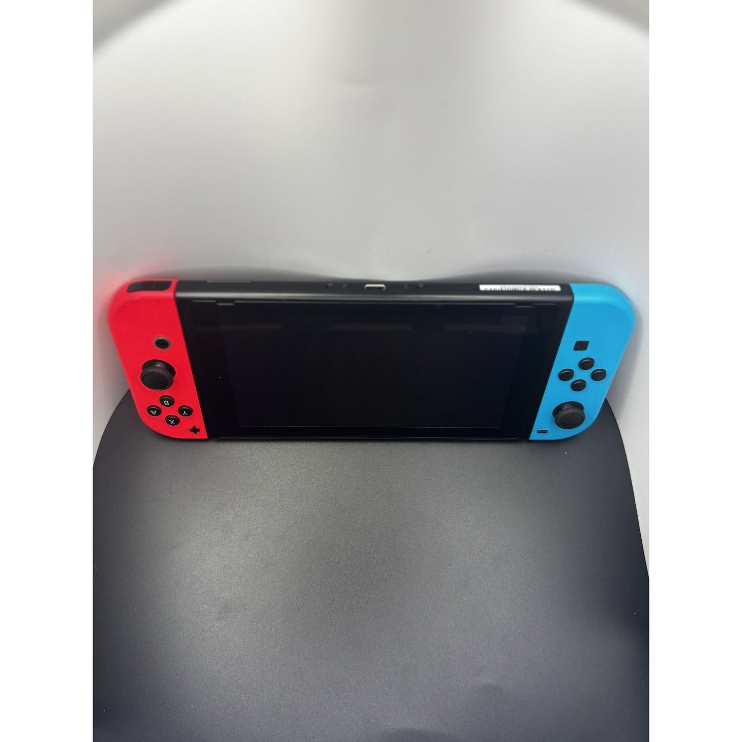Nintendo Switch Console w/ Original Box and Accessories gaming