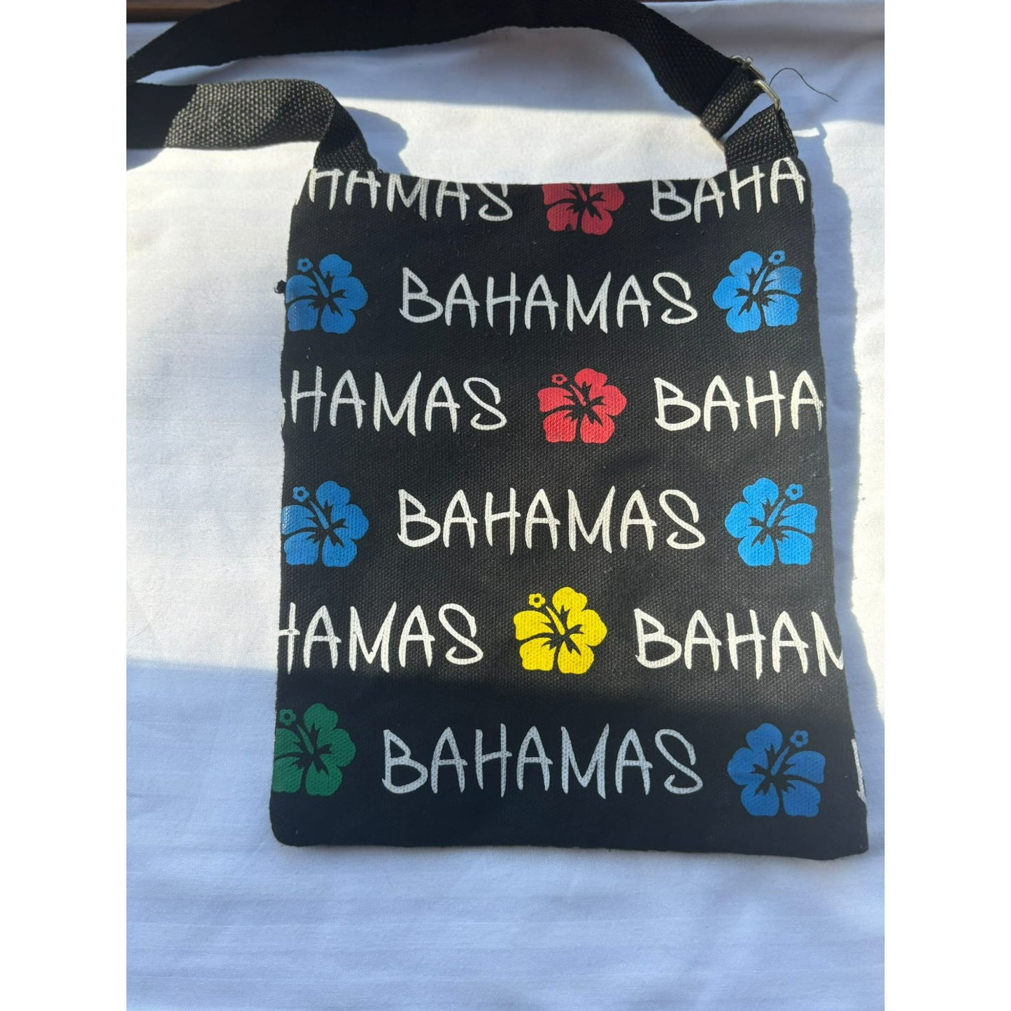 Bahamas Crossbody Pocket Purse Hibiscus Flower Zip Adjustable Strap handbag