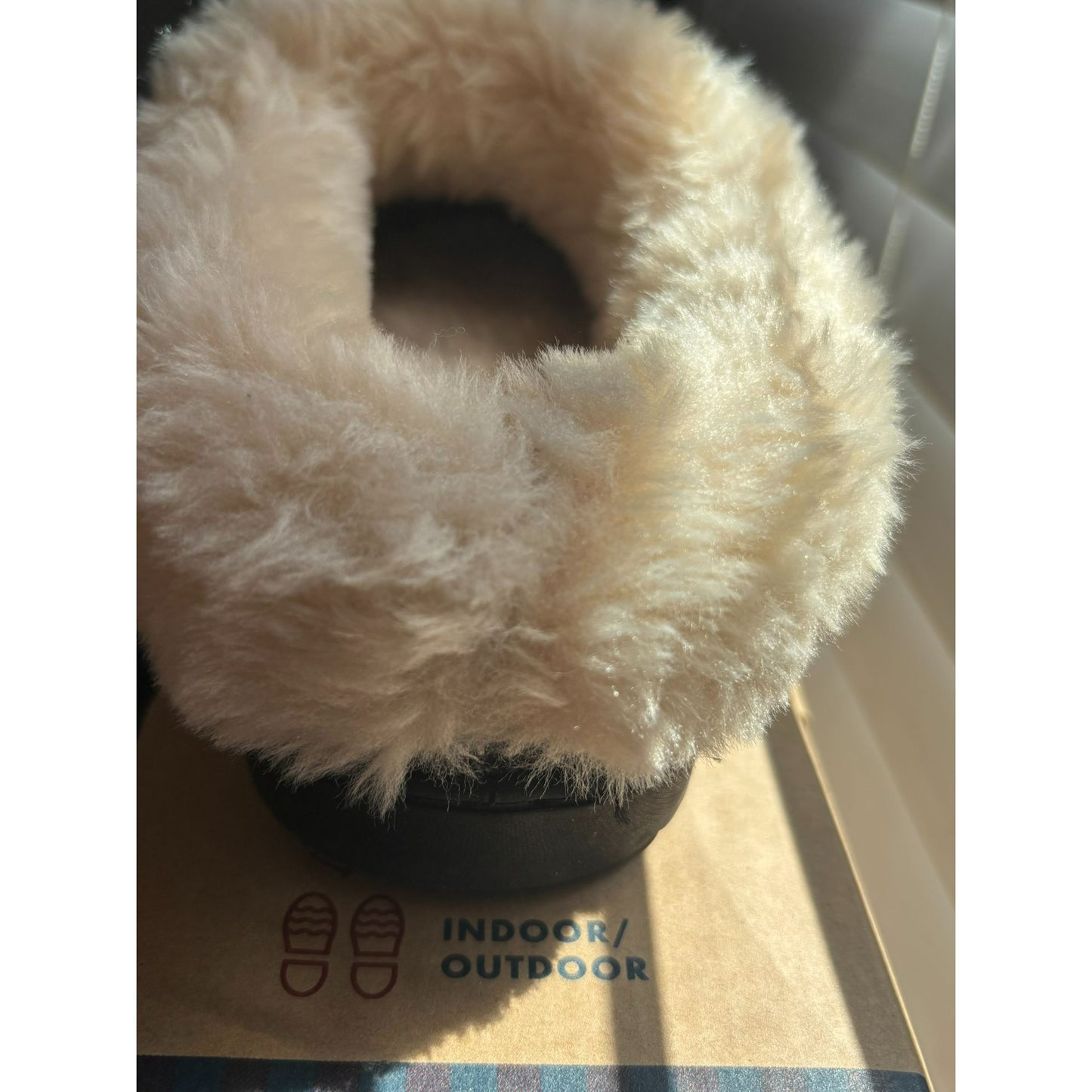 Dearfoams Womens Cozy Indoor/Outdoor Quilted clogs With Faux Fur Lining