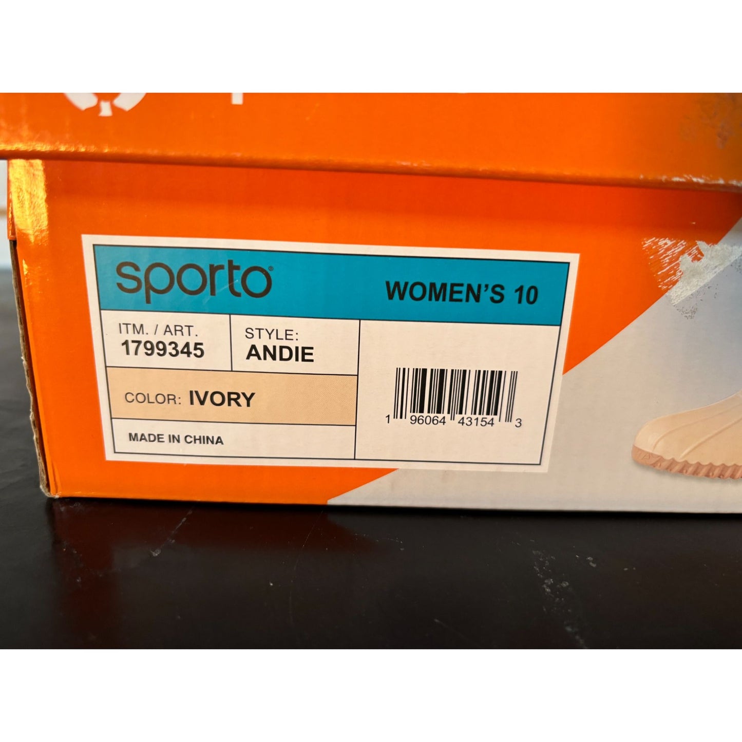 Sporto Womens Andie Ivory Quilted Waterproof ankle Boots Size 10