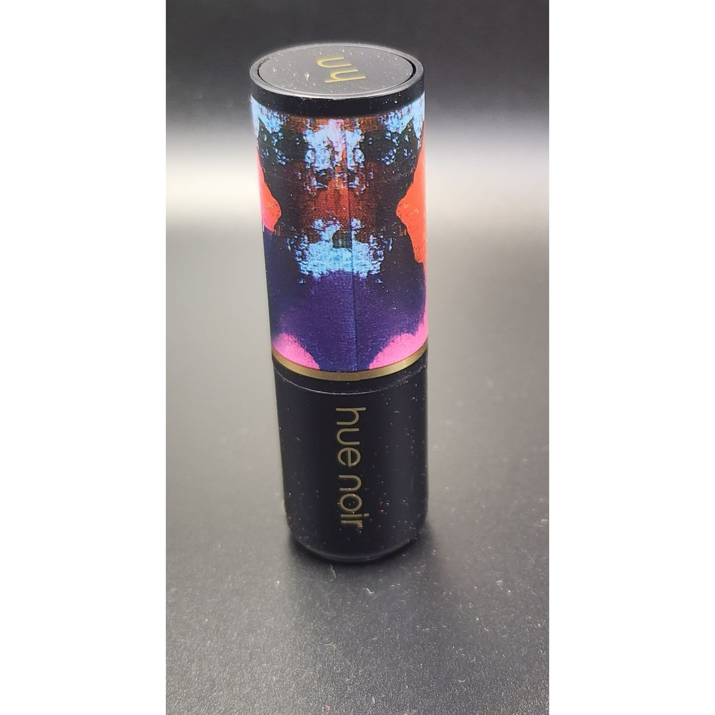 Hue Noir Perfect Pout Hydrating Lipstick – Honey Chile |Rich Color + Deep Hydration