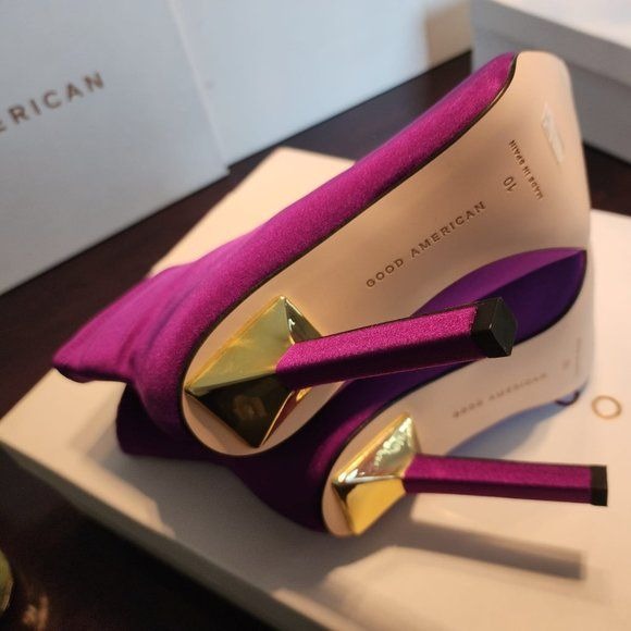 Good American by Khloé Kardashian Satin Pointed Toe Stiletto Heeled Ankle Booties