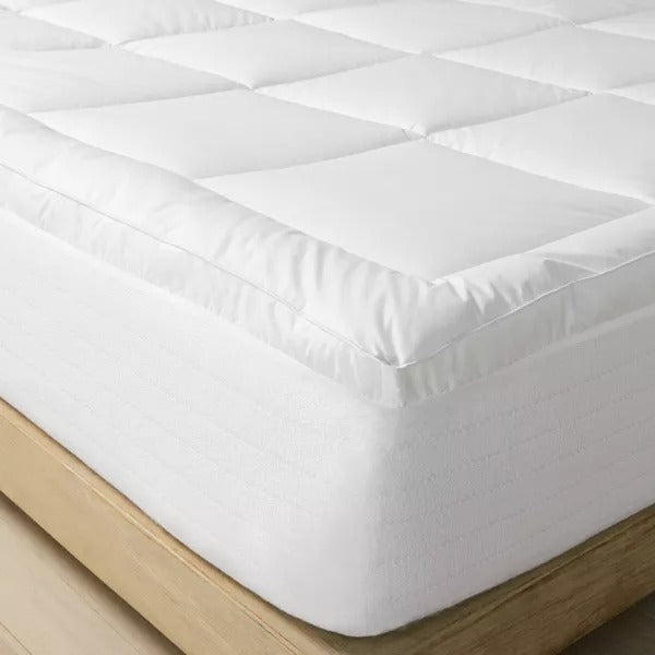Casaluna Queen Ultra Loft Down Alternative Mattress Pad - white
