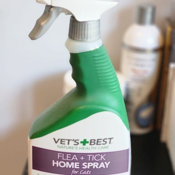Vet's Best Flea and Tick Home Spray | Flea Treatment
