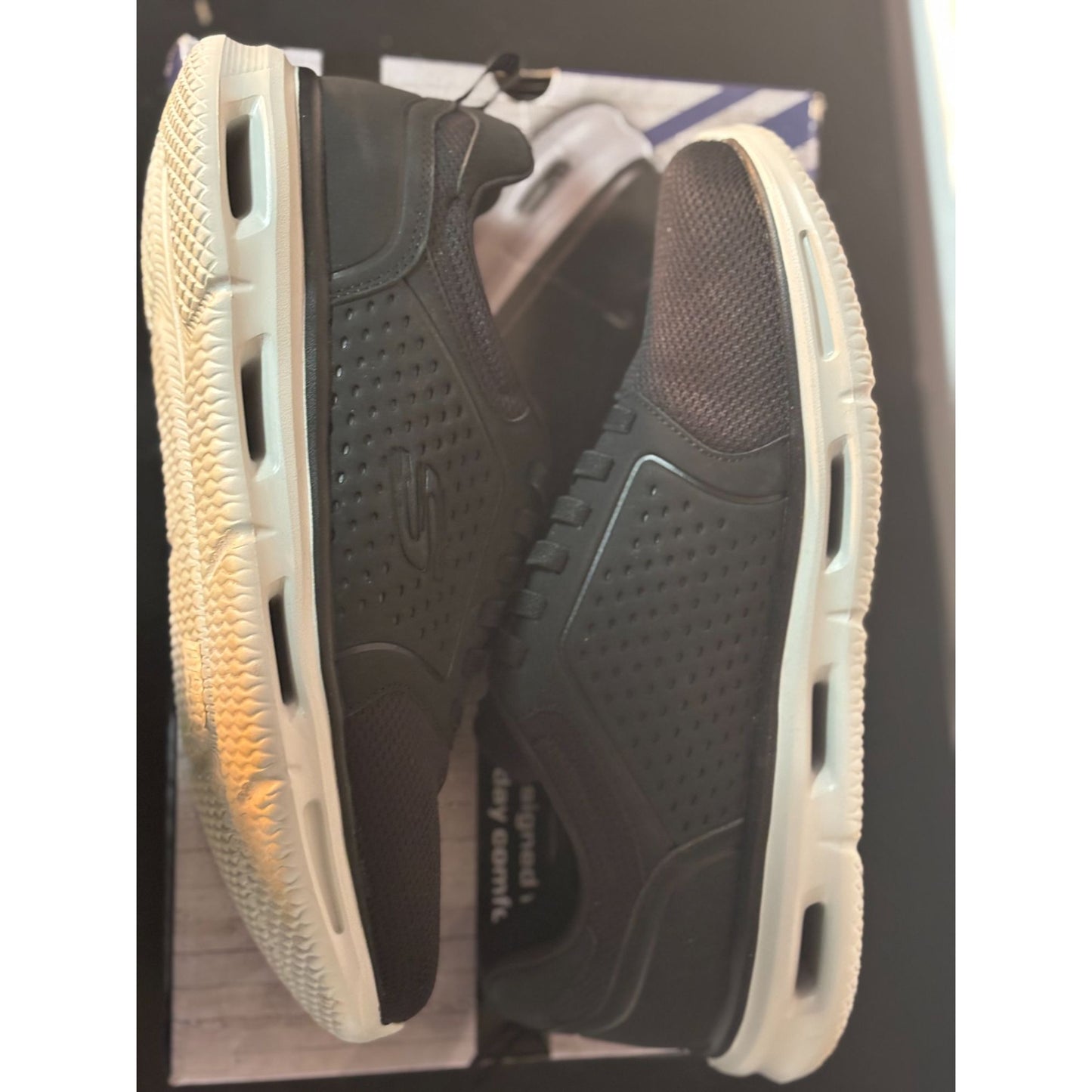 Skechers Men's Glide-Lite Classic Fit Black Sneakers With Memory Foam