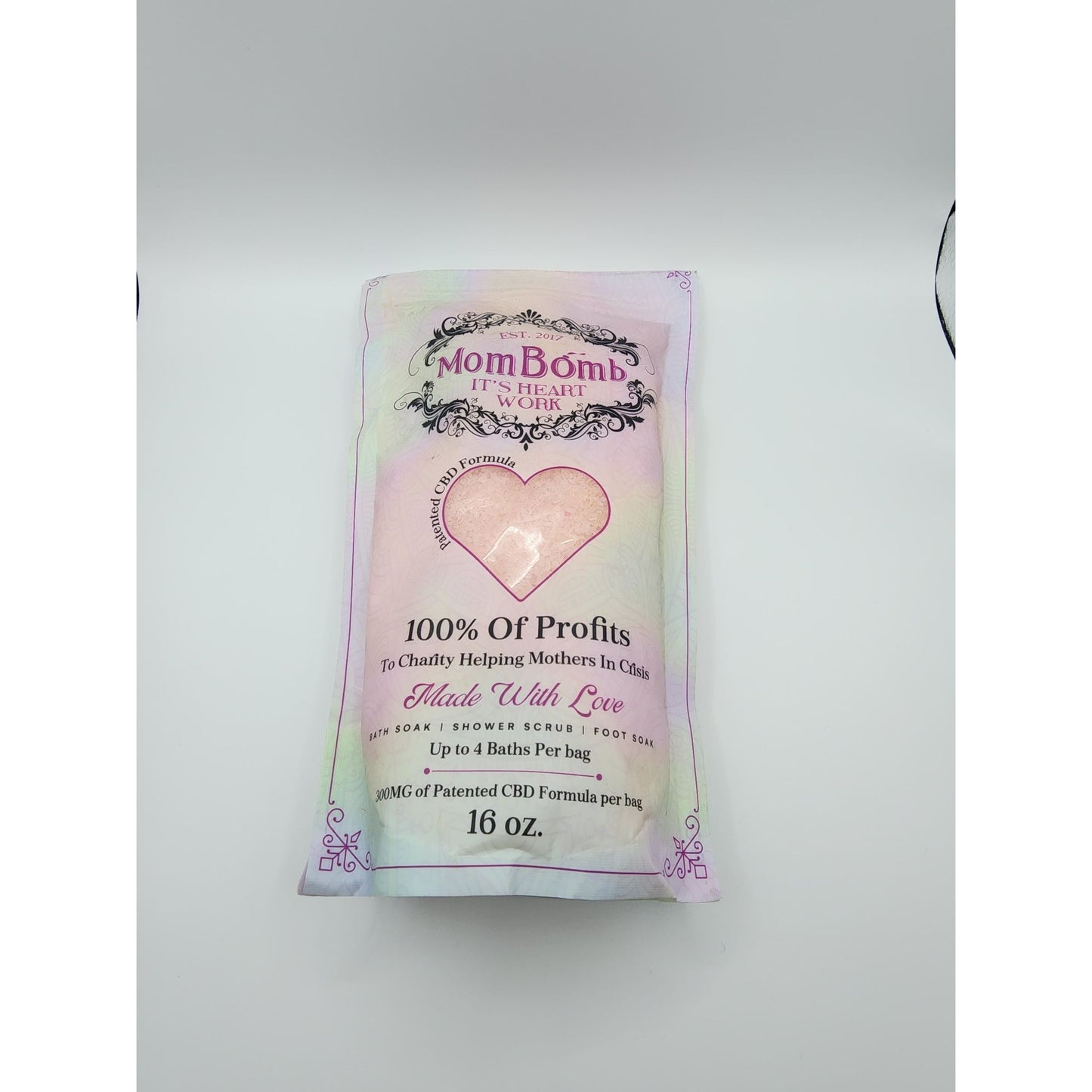 Mom Bomb Bath Soak – Juicy Strawberry, Blackcurrant & Amber 1lb