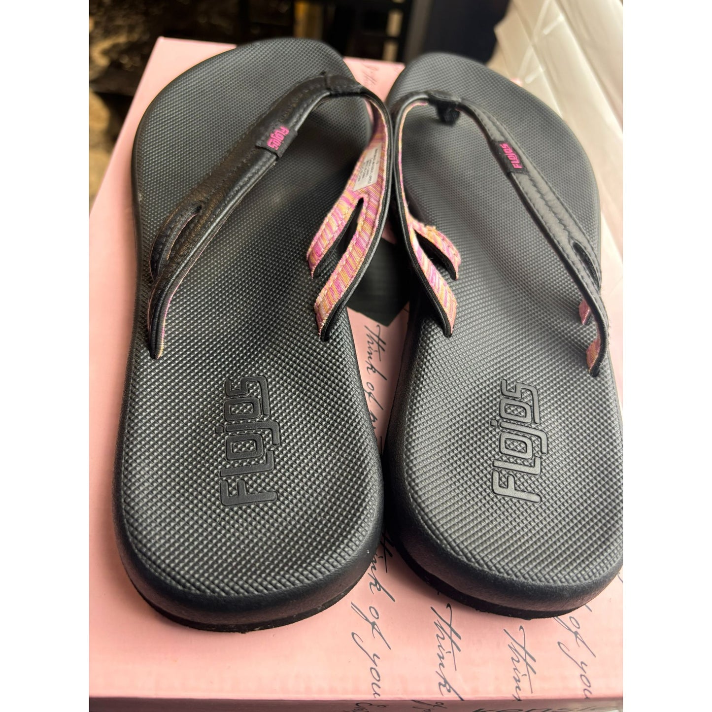 Flojos Womens Black Flip Flops With Pink Striped Straps Lightweight Comfortable Casual Beach Sandals