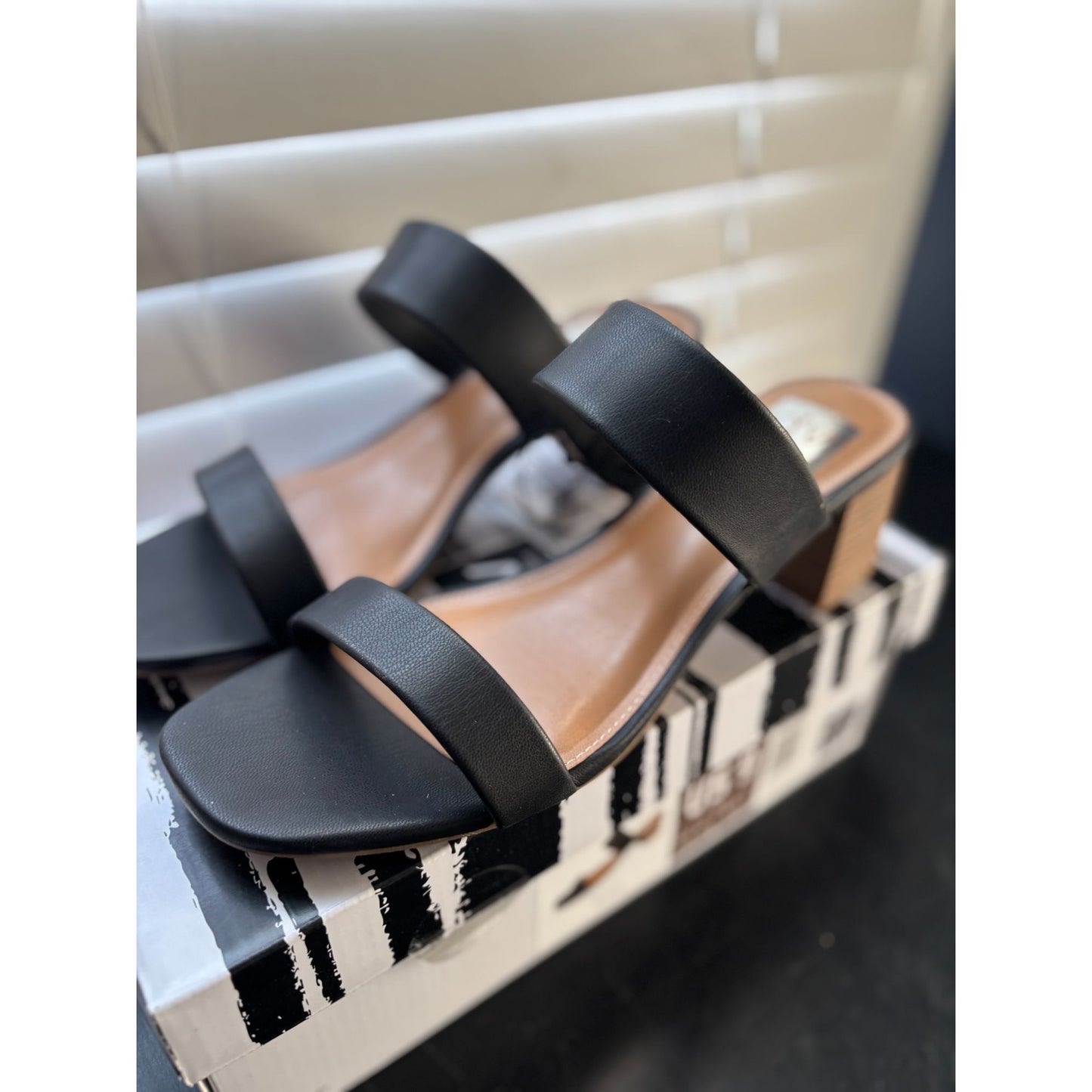 DV Lextra Black Block Heel Sandals Strappy Ladies Shoes Comfy Fit