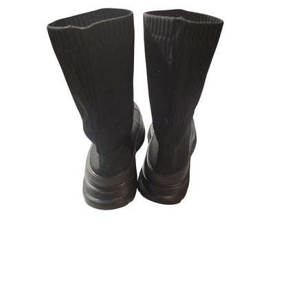 Alexander McQueen Tread Logo Sock mens shoes Black SIZE40
