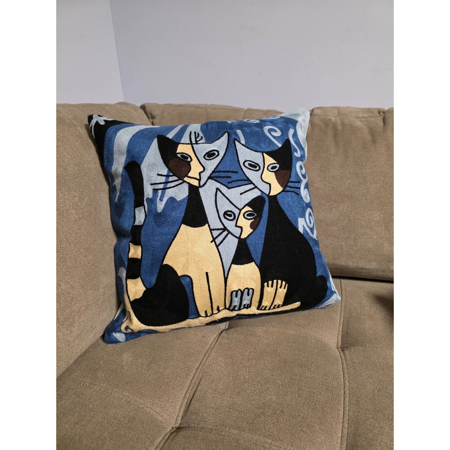 Modern Abstract Cat Embroidered Pillow Cover – Handmade Blue & Gold Cat Art Cushion Cover, Boho Feline Throw Pillow, 18x18