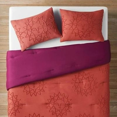Opalhouse Twin/Twin XL Geo Sun Print Comforter and Sham 2 Set Orange/Fuschia -