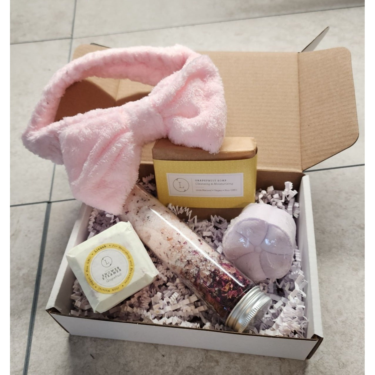 4 piece Lavender Spa Gift Set With Ornament Bath Bomb, Bath Salts, Soap & Shower Steamer