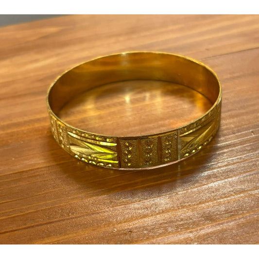 Vintage Moroccan Wide Gold Tone Engraving Brass Etched Bangle Bracelet