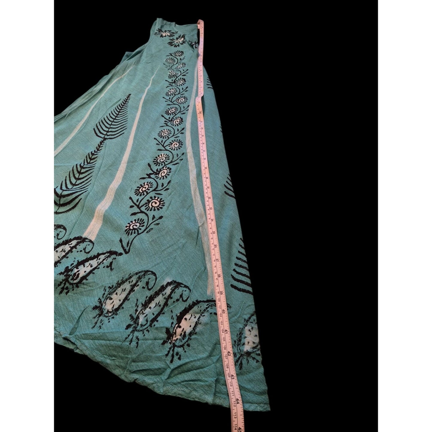 Sleeveless Boho Summer Dress With Floral Print & Flowy Hemline Lightweight Resort Wear