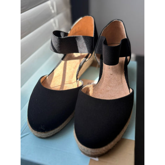 LifeStride Black Canvas Espadrille Wedge Sandals With Elastic Ankle Strap