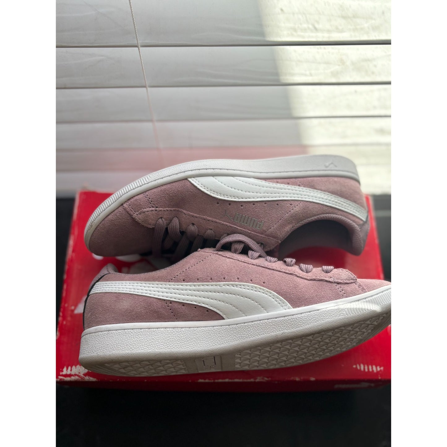 Puma Womens Suede SoftFoam+ Sneakers