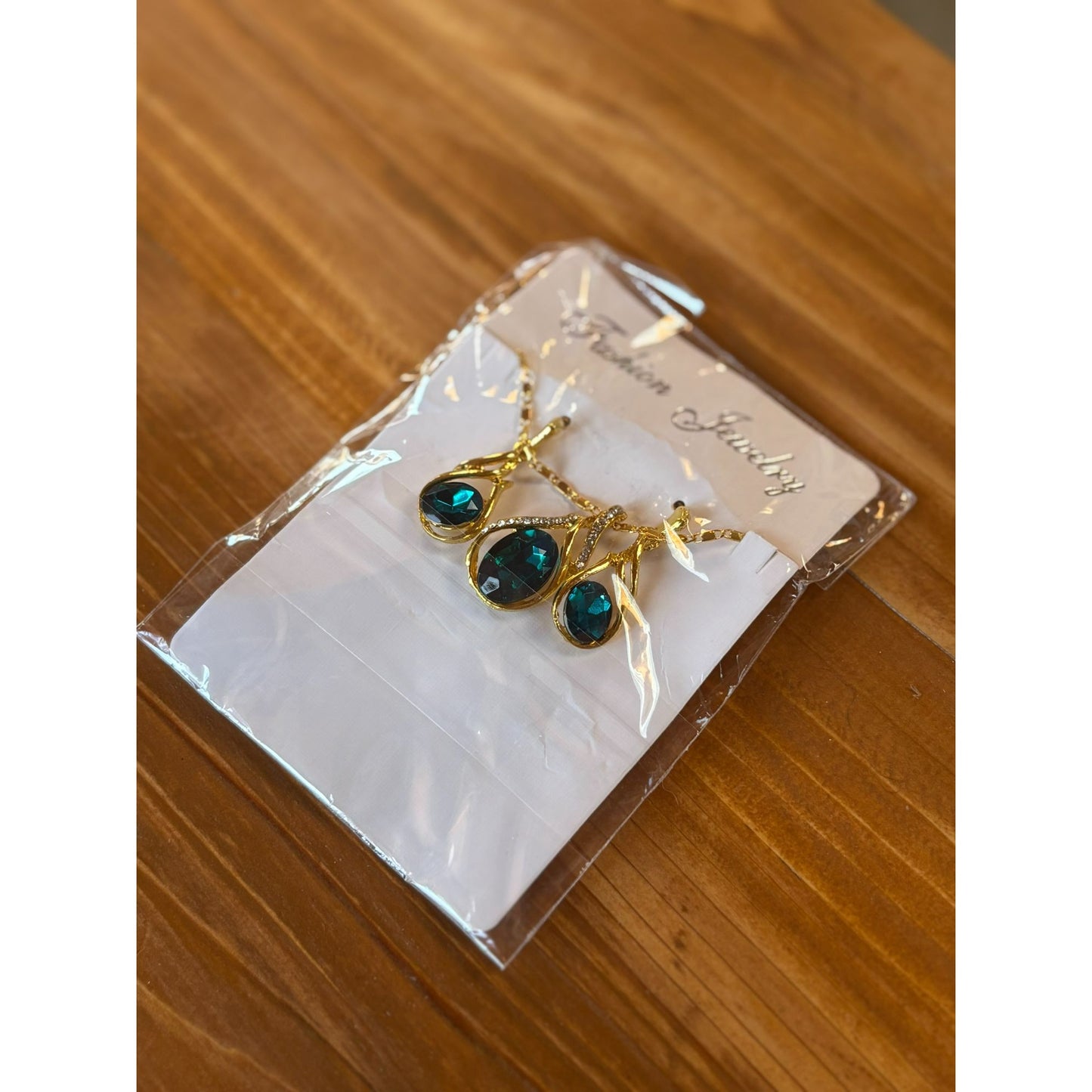 Gold-Tone Necklace & Earrings Set With Teardrop Green Crystal Pendant