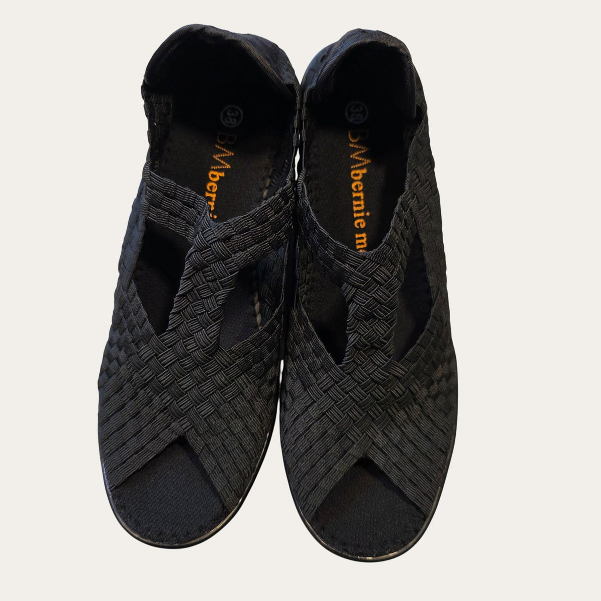 Bernie Mev Yvone Black Women’s NIB Woven Comfort Shoes