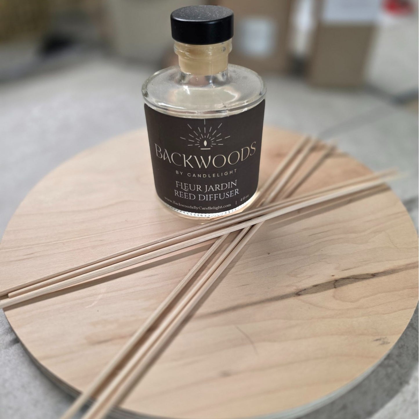 Backwoods By Candlelight Fleur Jardin Reed Diffuser | Elegant Floral Home Fragrance