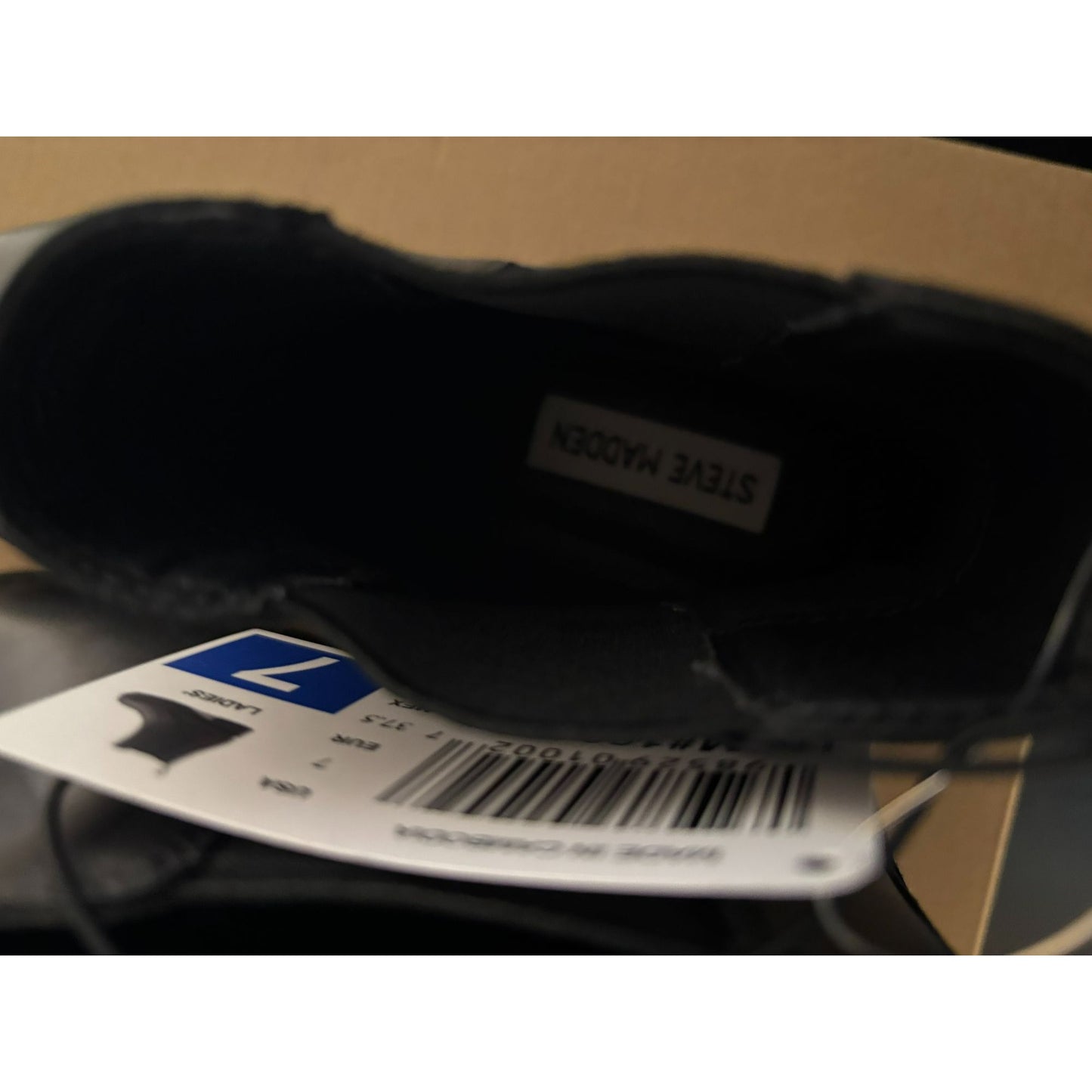 Steve Madden Black Leather Chelsea Boots Ladies Size With Lugged Sole