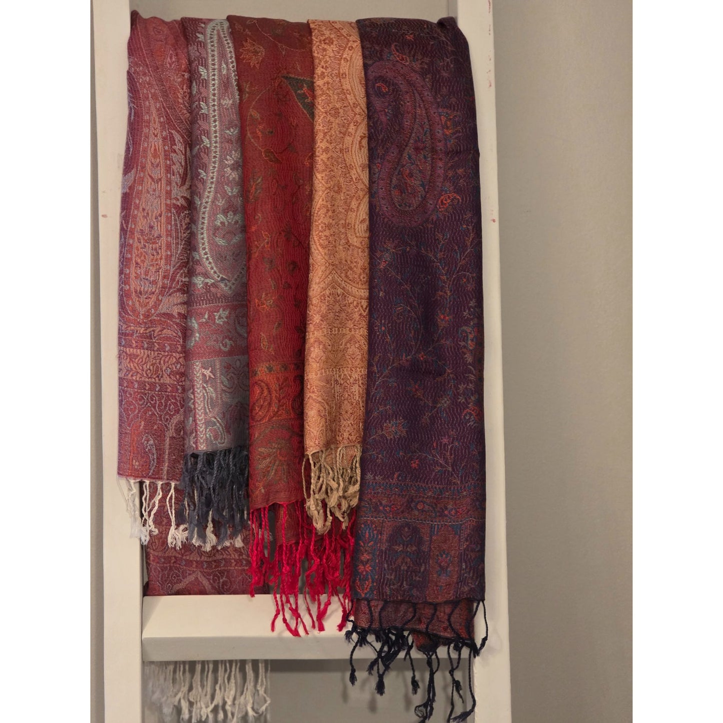 Red & Purple Paisley Pattern Woven Shawl/Scarf With Fringe
