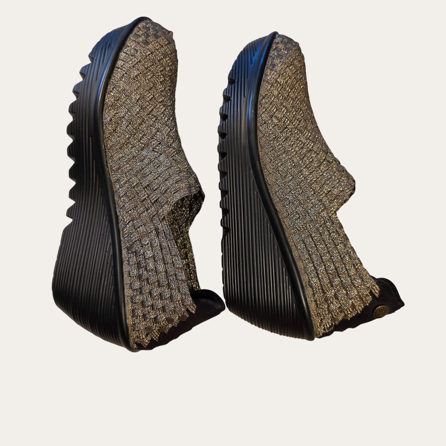 Bernie Mev Gem Bronze Women’s NIB Woven Comfort Shoes