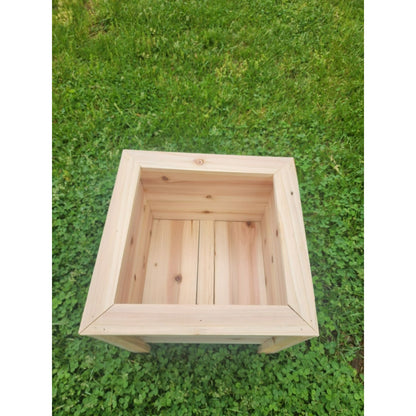 Handcrafted Cedar Wood Planter Box For Indoor/Outdoor Gardening Rustic Design Square Durable & Weather-Resistant