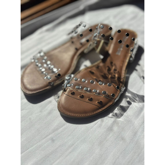 Sun + Stone Womens Clear Studded Slide Sandals