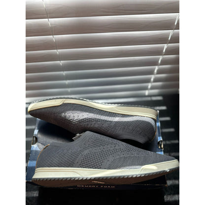 Izod Mens Gray Memory Foam Knit Sneakers