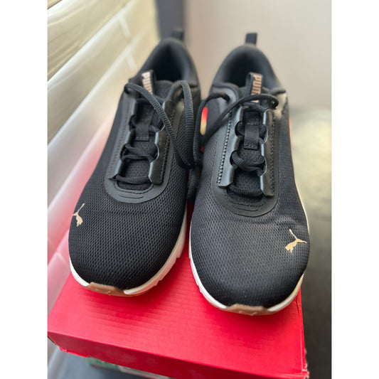 NEW!! Puma Women's Black Focus Lite Sneaker