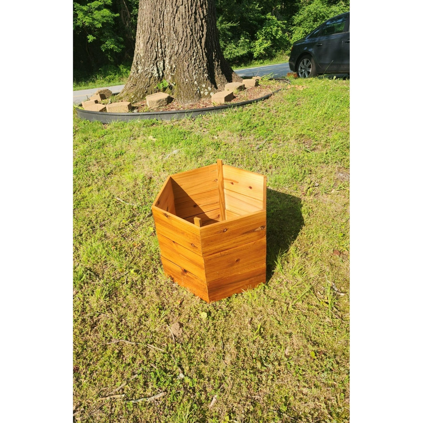 Cedar Wood Hexagon Potato Planter Box – Stackable Raised Garden Bed for Outdoor Growing – Natural or Mahogany Finish
