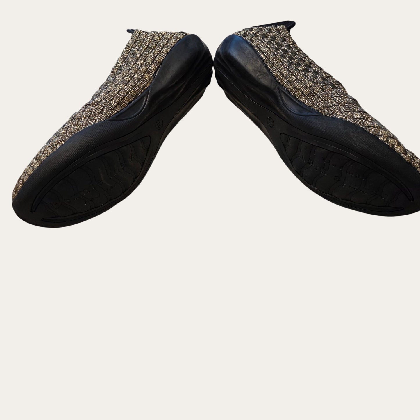 Bernie Mev Catwalk Bronze Women’s NIB Woven Comfort Shoes