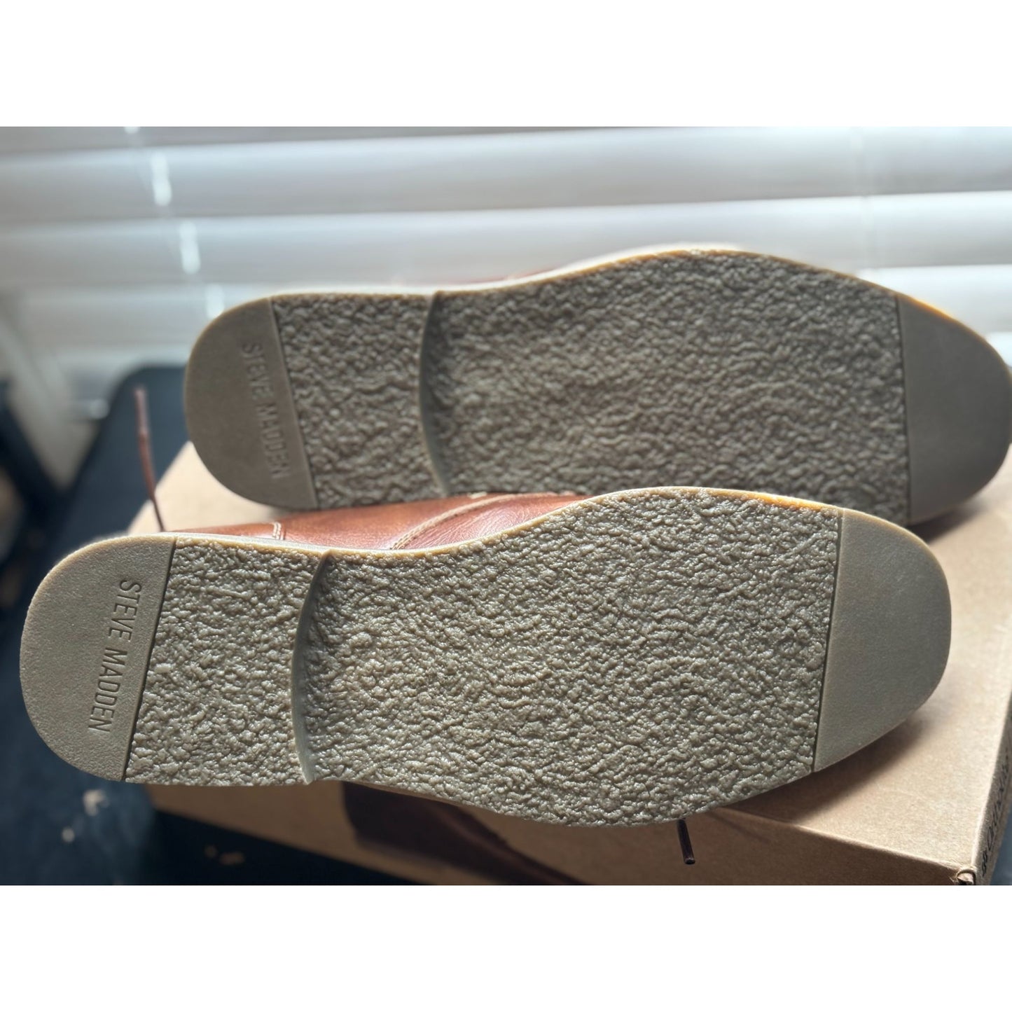Steve Madden Syminmens shoes Cognac 10.5