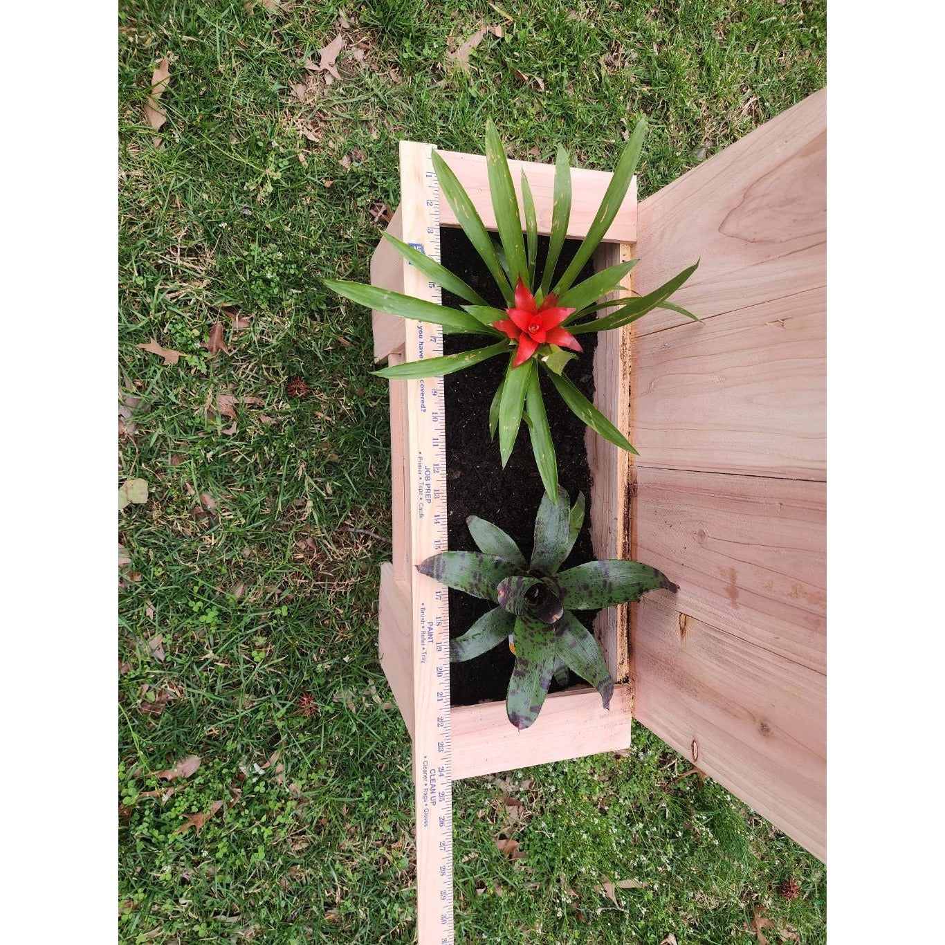 Charming Planter Box w/Unique Fencing Design | Can be Personalized | Cedar Wood Planter | Flower Box | Perfect for Indoor & Outdoor spaces