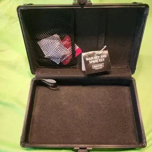 Vaultz Locking Storage Chest/Dorm Storage with Combination Locks